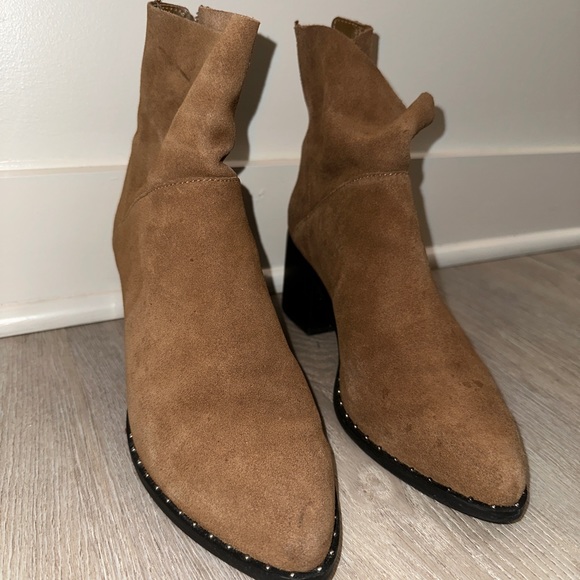 Treasure & Bond Farrah Studded Bootie - Picture 3 of 9